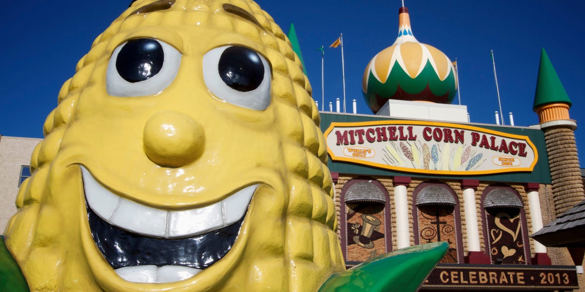 mitchell corn palace south dakota
