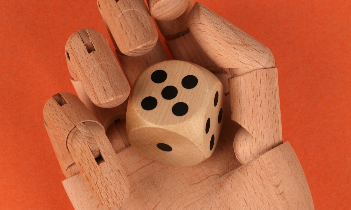 Wood dice image